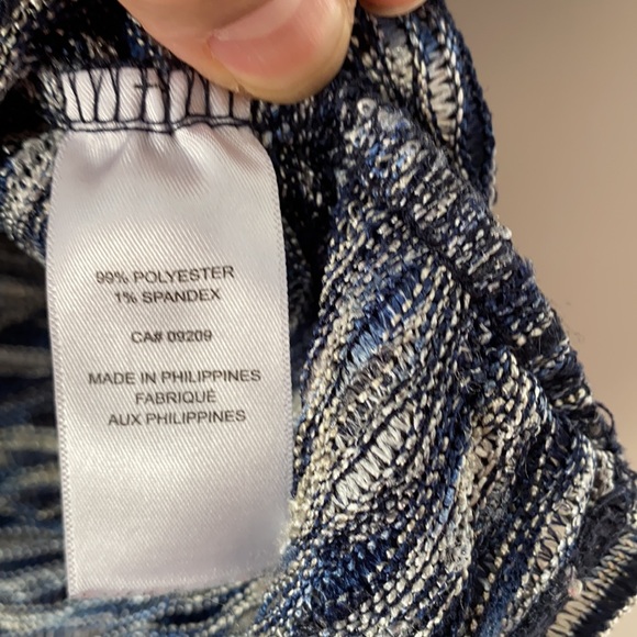 Cleo Ladies Top - Picture 7 of 8